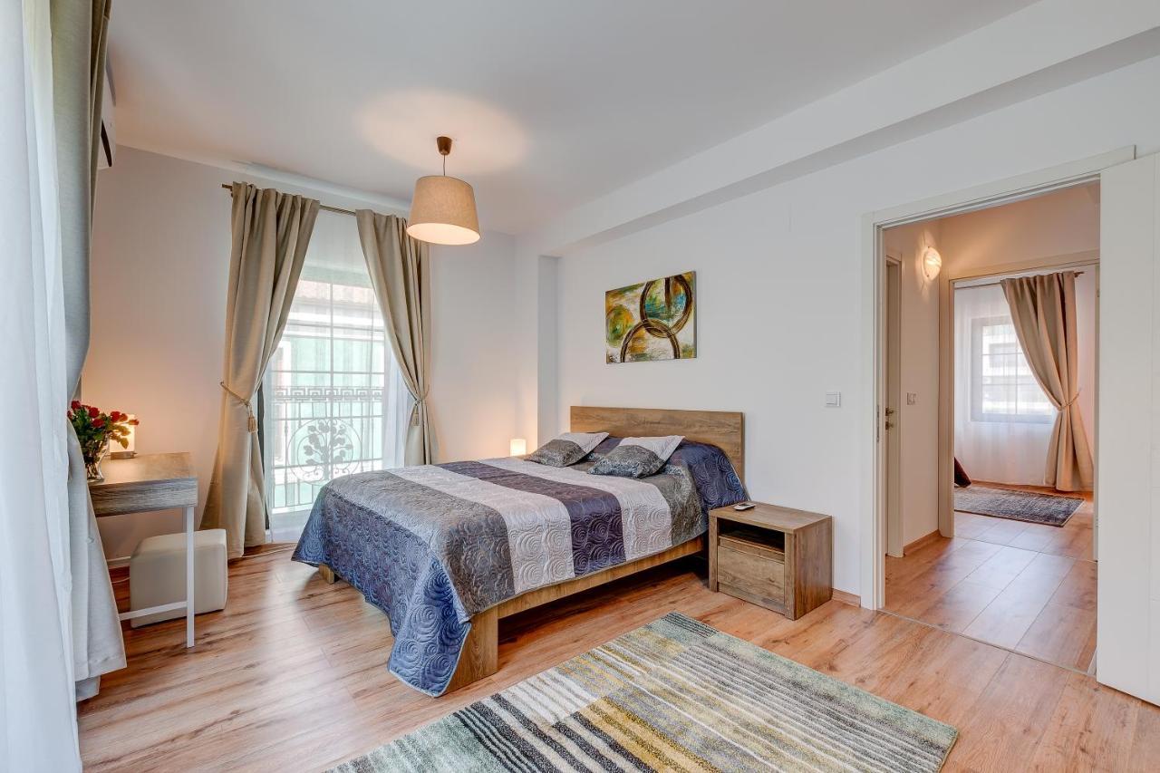 Bucharest Airport Suites & Villas Otopeni Exteriér fotografie