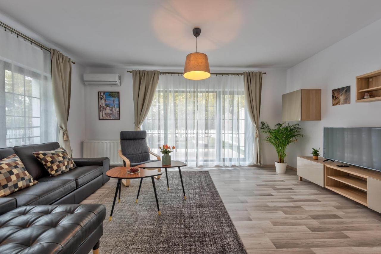 Bucharest Airport Suites & Villas Otopeni Exteriér fotografie